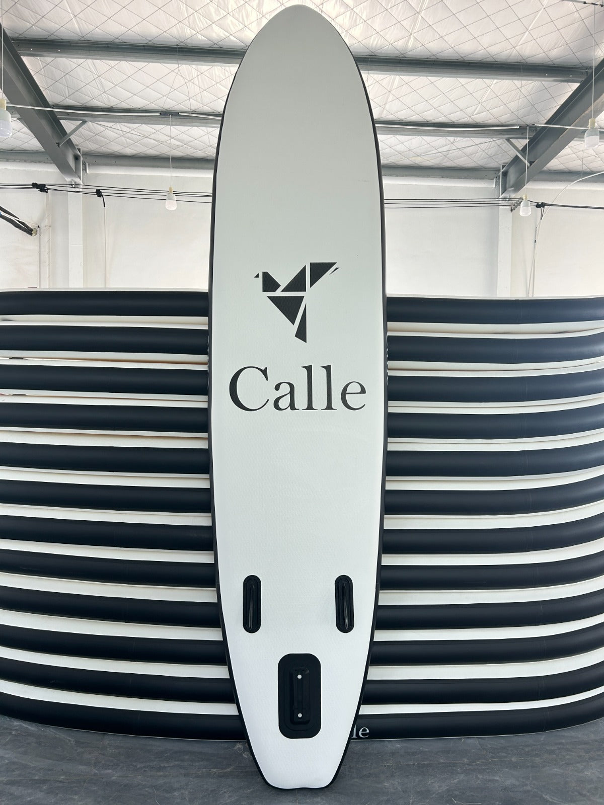 Calle black and white paddle board 10.6