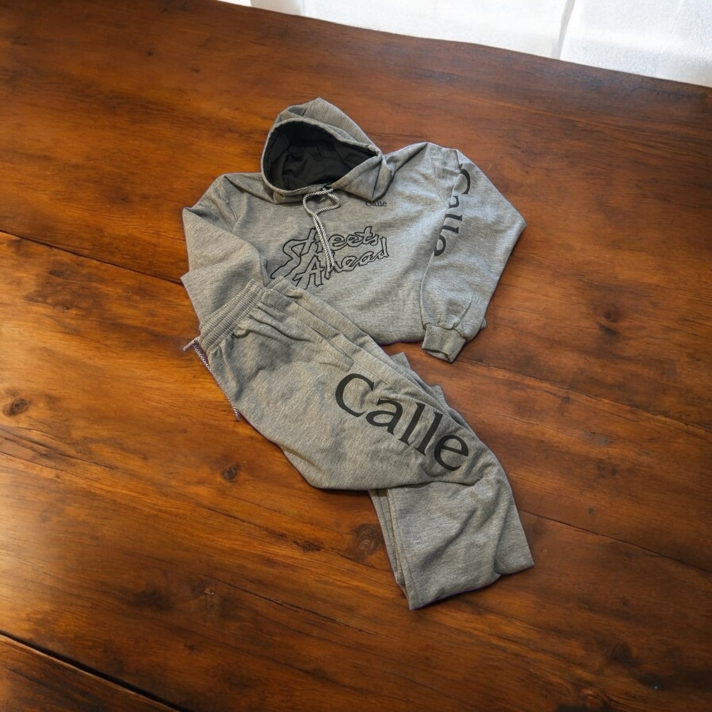 calle track suit grey